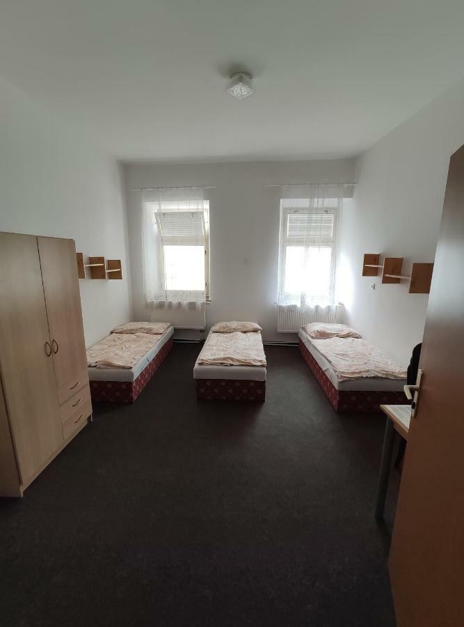 Hostel Kasperske Hory Eksteriør bilde